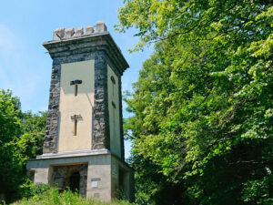Le Neunlindenturm, près d'Ihringen